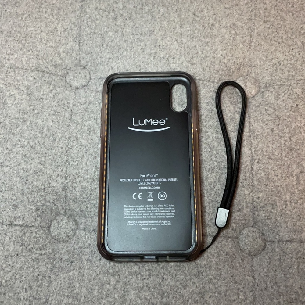 LuMee iPhone 10 case - Picture 2 of 2